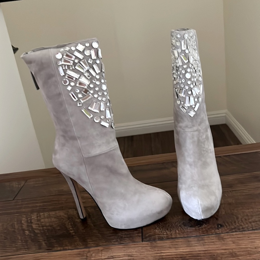 Bootie boots Charles Jourdan Paris grey color size 6.5 brand new w/box leather